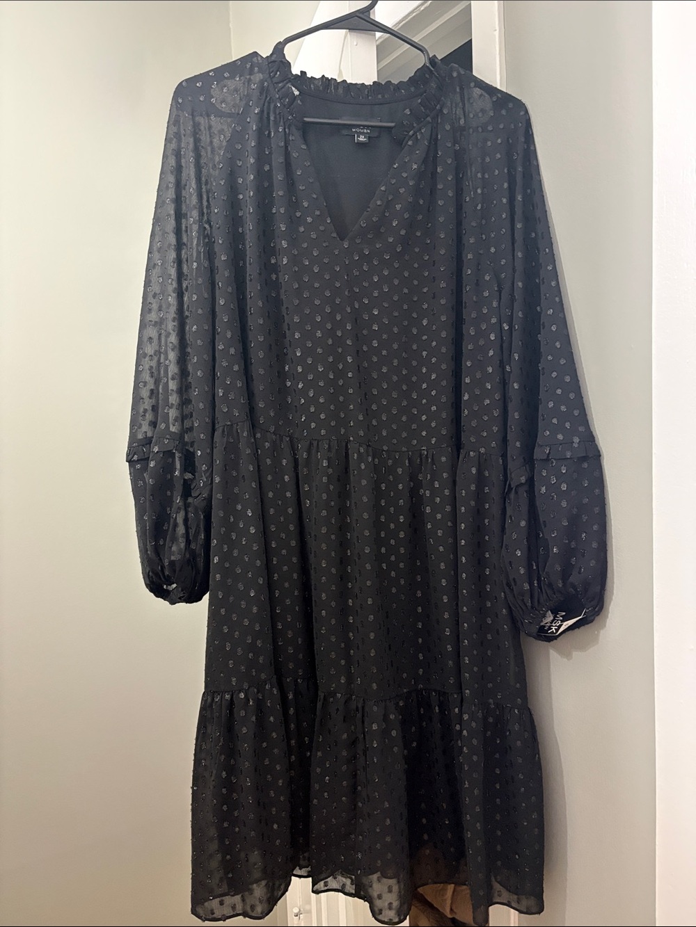 MSK Women Black Textured Ruffle Tiered Dress